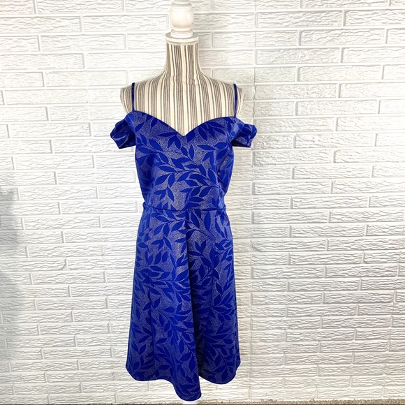 Enfocus Studio Dresses & Skirts - Enfocus Studio Royal Blue Cold Shoulder Dress